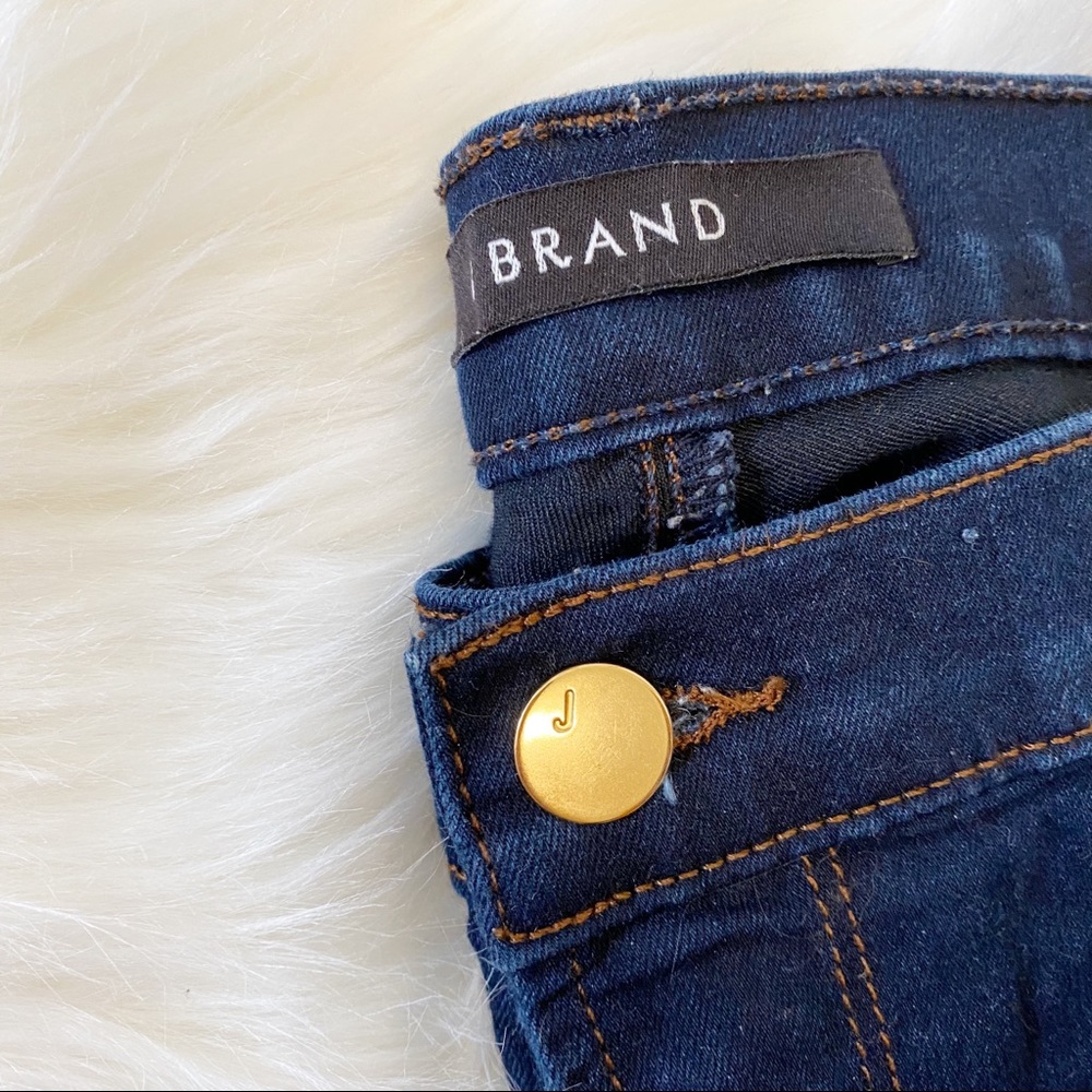 J Brand 811 Mid Rise Dark Wash Skinny Jeans - Picture 4 of 8